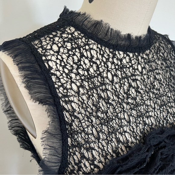 Trouvé Netted Fringe Sleeveless Top - Picture 2 of 7